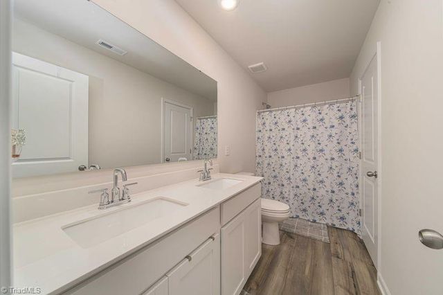 6015 Red Pheasant Drive, Kernersville, NC 27284