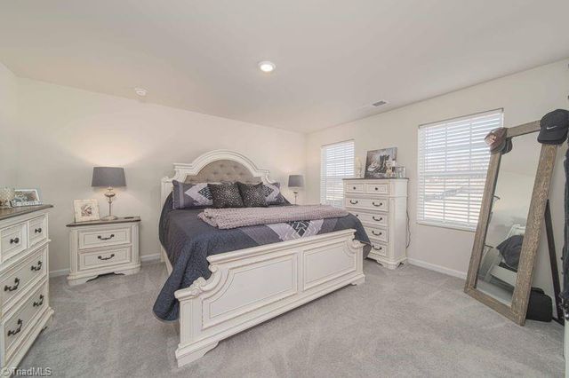 6015 Red Pheasant Drive, Kernersville, NC 27284