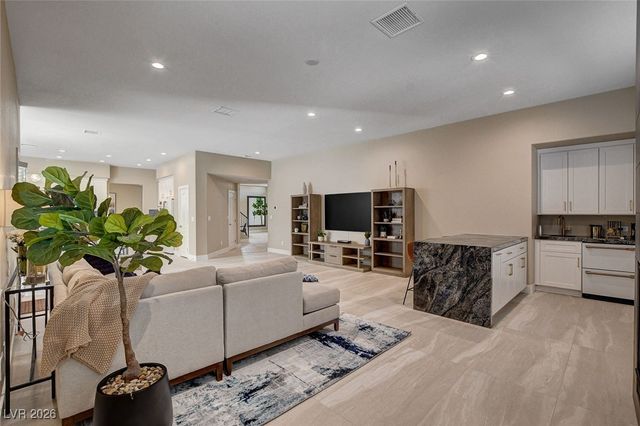 1543 VIA SALARIA Court, Henderson, NV 89052