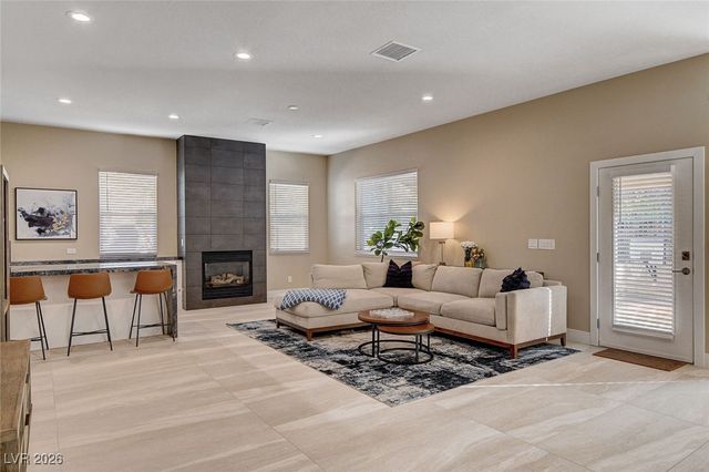 1543 VIA SALARIA Court, Henderson, NV 89052