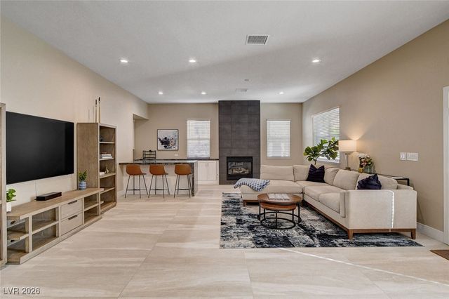 1543 VIA SALARIA Court, Henderson, NV 89052