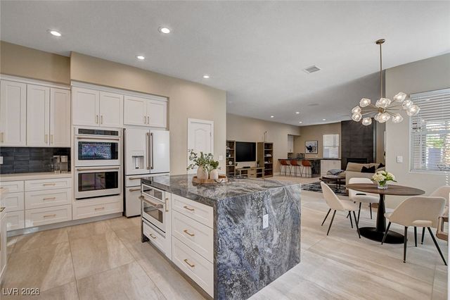 1543 VIA SALARIA Court, Henderson, NV 89052