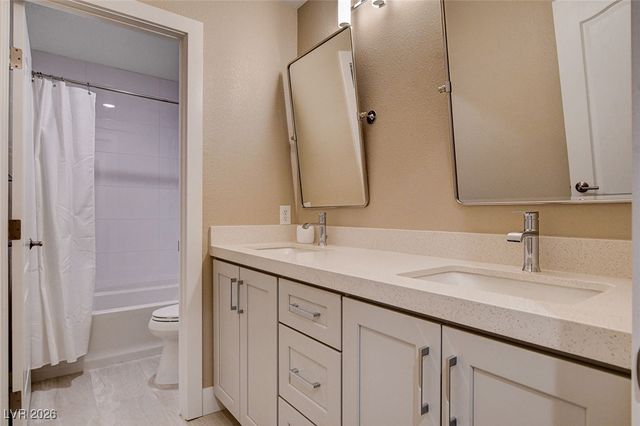 1543 VIA SALARIA Court, Henderson, NV 89052