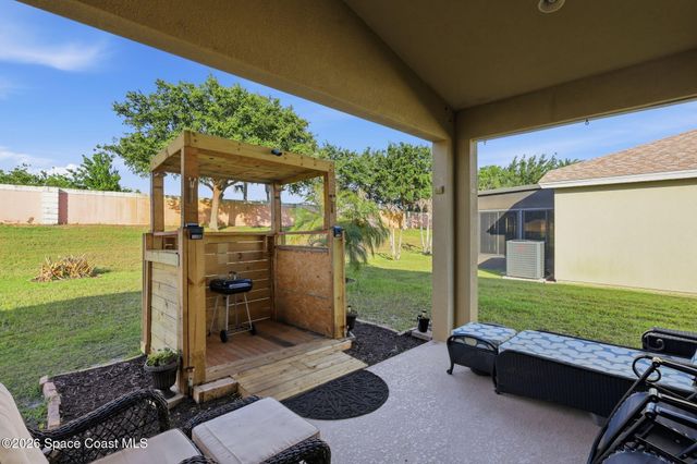 1574 Dittmer Circle SE, Palm Bay, FL 32909