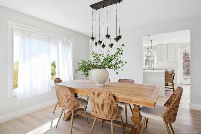 909 Ostrander Avenue, Riverhead, NY 11901