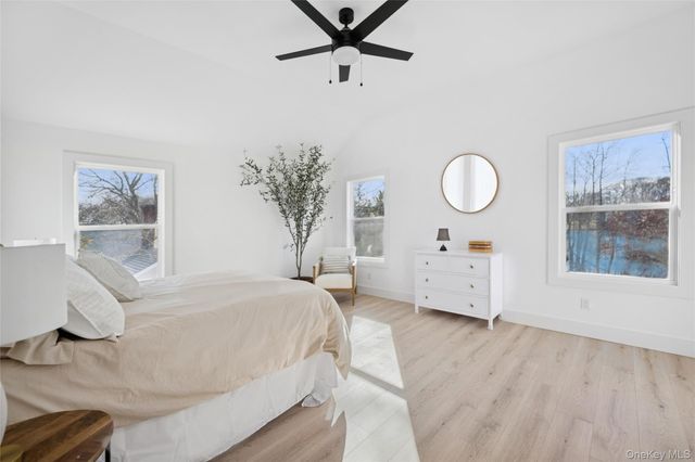 909 Ostrander Avenue, Riverhead, NY 11901