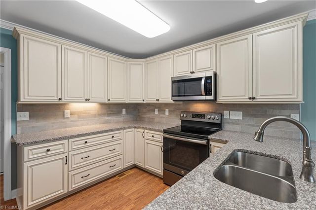 2531 Slate Road, King, NC 27021