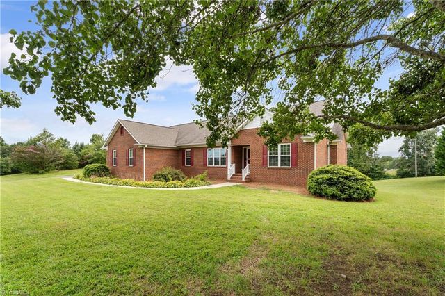 2531 Slate Road, King, NC 27021