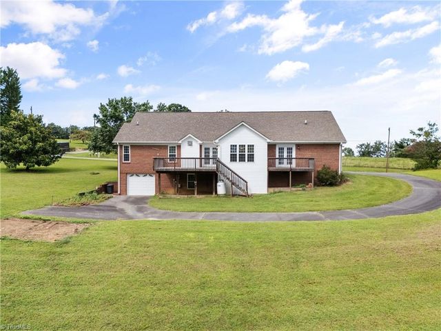 2531 Slate Road, King, NC 27021