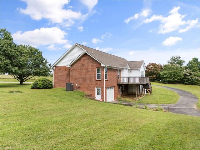 2531 Slate Road, King, NC 27021