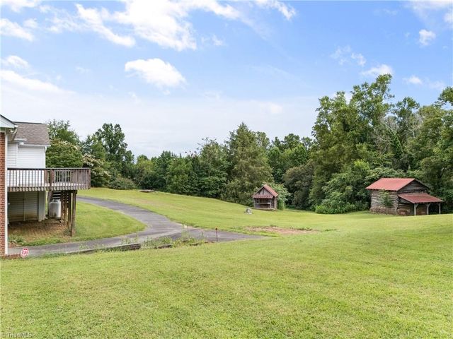 2531 Slate Road, King, NC 27021