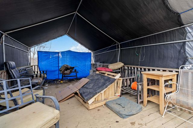 2141 Blue John Road, Burnside, KY 42519