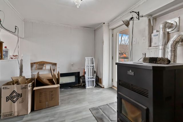 2141 Blue John Road, Burnside, KY 42519