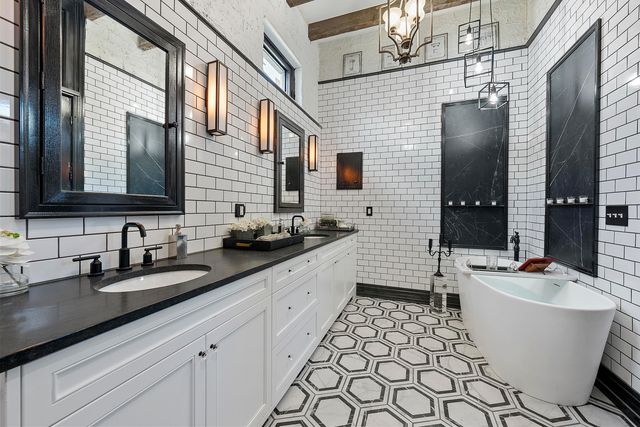 43-45 W Markison Avenue, Columbus, OH 43207