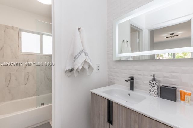 6509 NE 5th Ave Orange, Miami, FL 33138