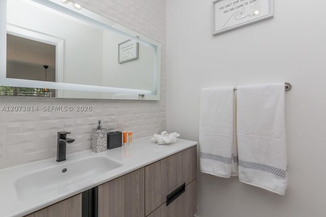 6509 NE 5th Ave Orange, Miami, FL 33138