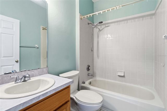 2412 RUNYON CIRCLE, Orlando, FL 32837