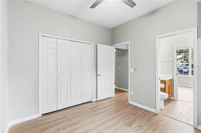 2412 RUNYON CIRCLE, Orlando, FL 32837