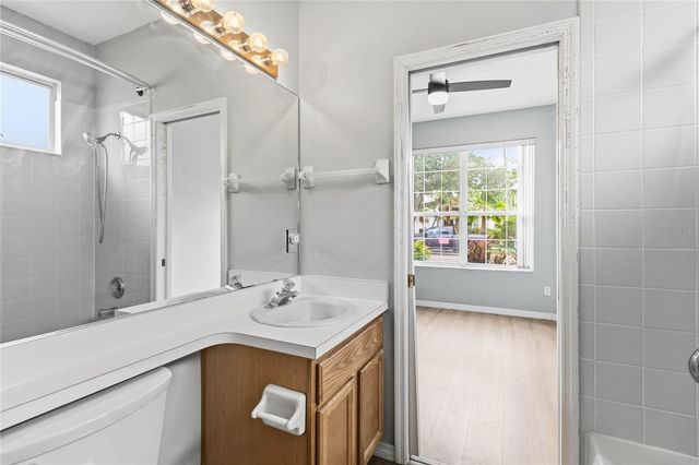 2412 RUNYON CIRCLE, Orlando, FL 32837