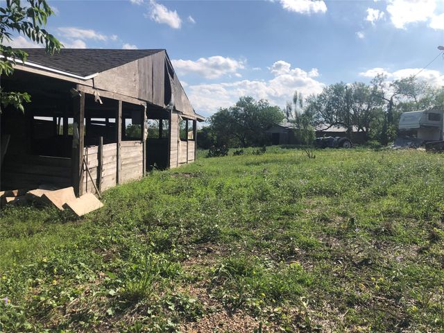 13414 Elm Grove RD, Buda, TX 78610