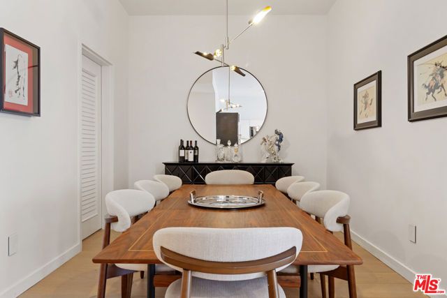 801 S Grand Avenue 2211, Los Angeles, CA 90017