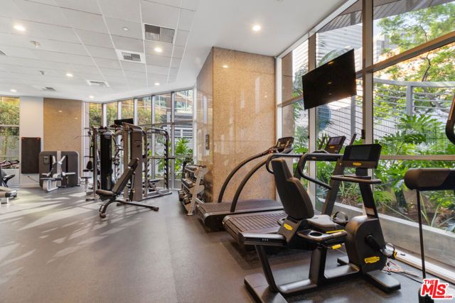 801 S Grand Avenue 2211, Los Angeles, CA 90017