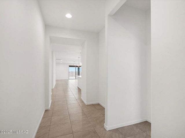 732 W Calle Cubeta, Sahuarita, AZ 85629