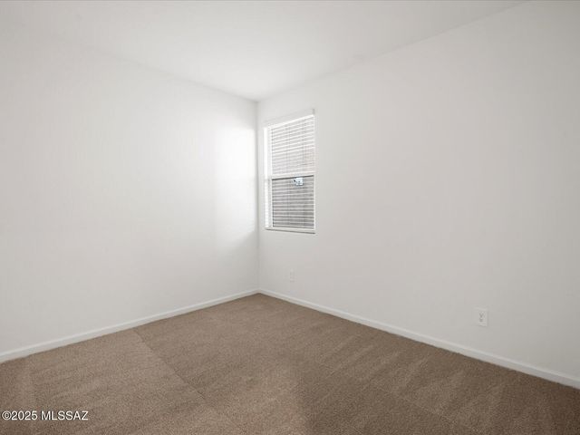 732 W Calle Cubeta, Sahuarita, AZ 85629