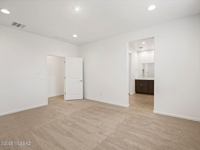 732 W Calle Cubeta, Sahuarita, AZ 85629