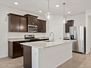 732 W Calle Cubeta, Sahuarita, AZ 85629