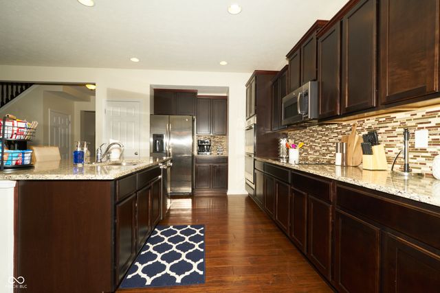 1322 Timber Bluff Road, Westfield, IN 46074