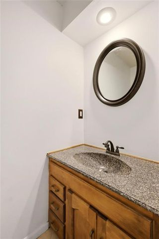 6112 N Strathbury Avenue, Kansas City, MO 64151