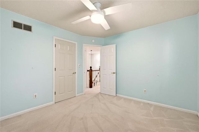6112 N Strathbury Avenue, Kansas City, MO 64151