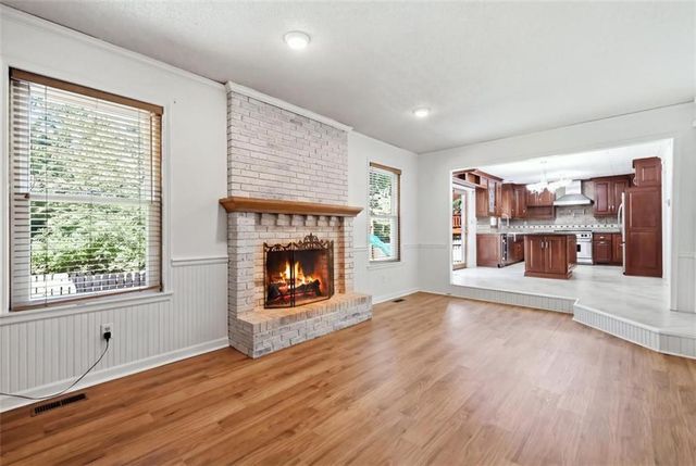 6112 N Strathbury Avenue, Kansas City, MO 64151