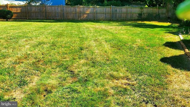 6449 JOHNS RD, Falls Church, VA 22043