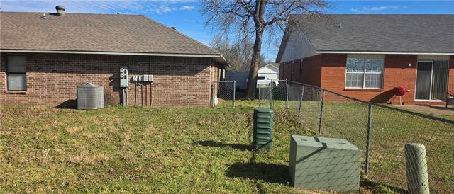4159 Nightingale Lane A & B, Springdale, AR 72762