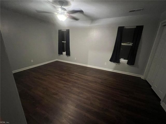 1733 Delaney ST, Virginia Beach, VA 23464