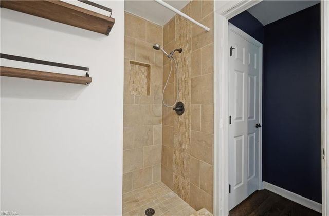 1733 Delaney ST, Virginia Beach, VA 23464