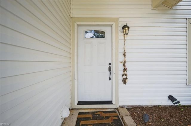 1733 Delaney ST, Virginia Beach, VA 23464