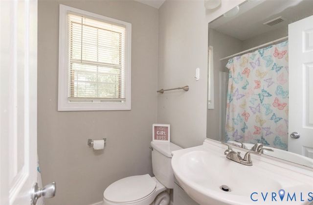 14306 Bermuda Ave, Chester, VA 23836