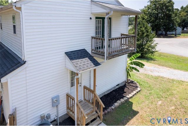 14306 Bermuda Ave, Chester, VA 23836