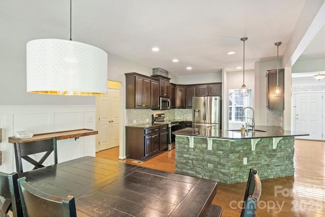 1135 Brookdale Lane, Stanley, NC 28164