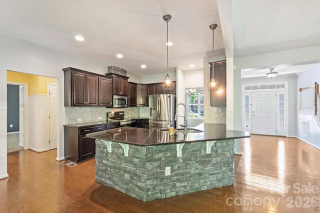 1135 Brookdale Lane, Stanley, NC 28164