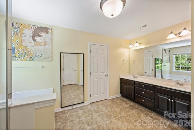 1135 Brookdale Lane, Stanley, NC 28164