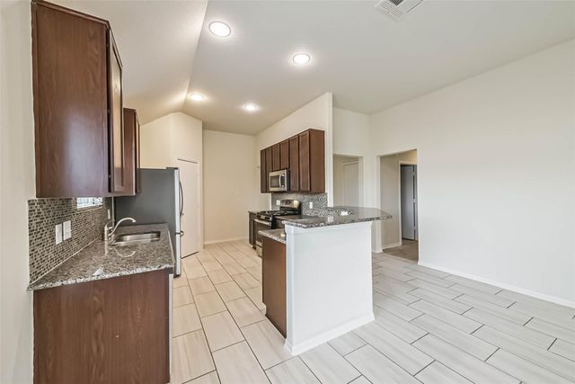 2630 Zephyr Lane, Rosenberg, TX 77471