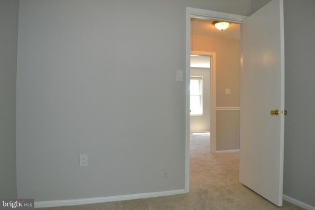 1 INGLESIDE CT, Rockville, MD 20850