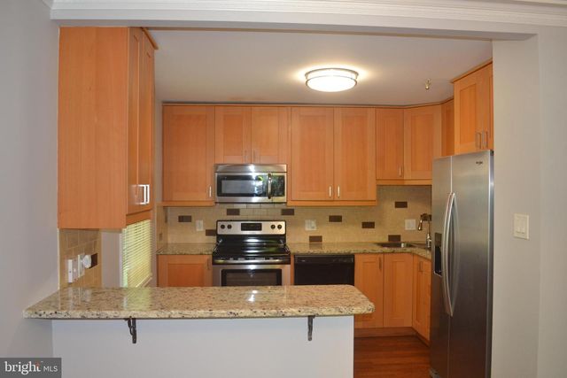 1 INGLESIDE CT, Rockville, MD 20850