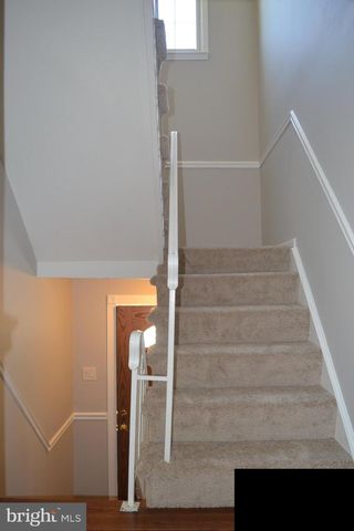 1 INGLESIDE CT, Rockville, MD 20850