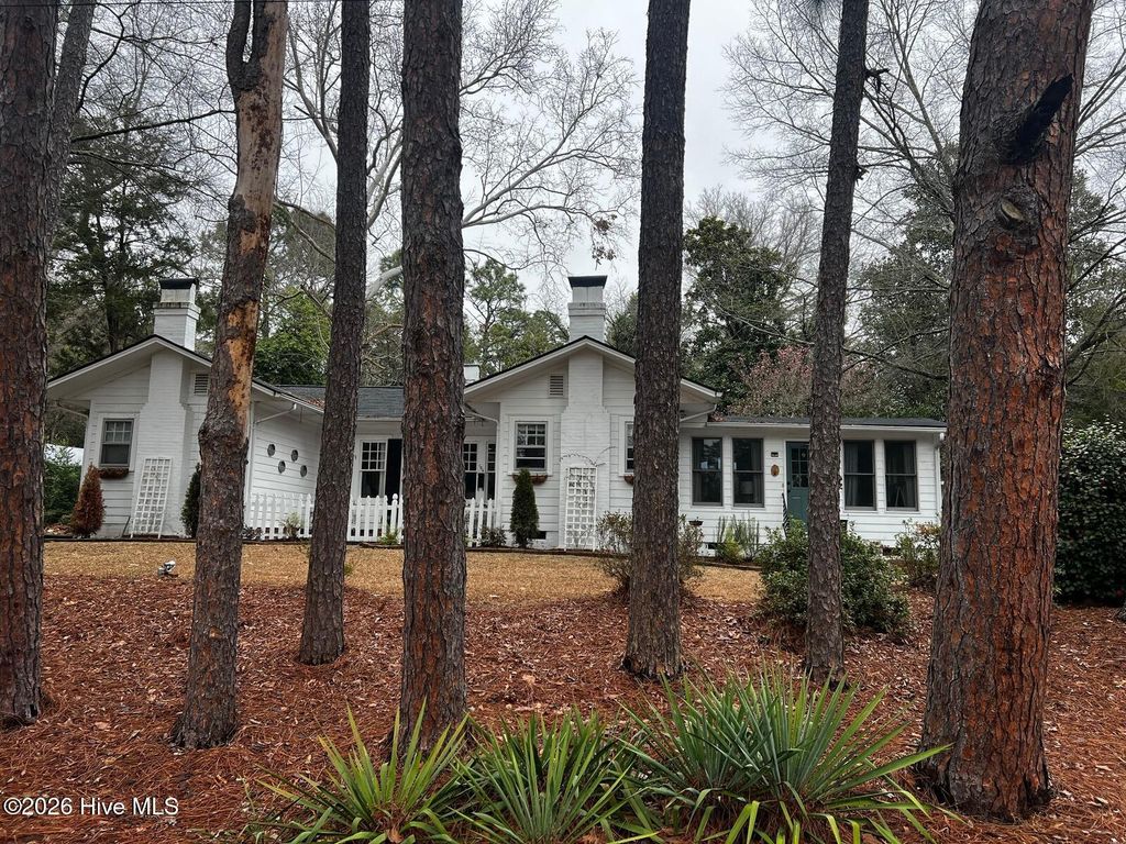 106 Rush Street, Aberdeen, NC 28315