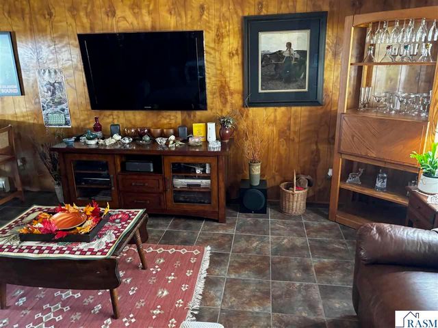 809 W Traverse Road, St. Peter, MN 56082